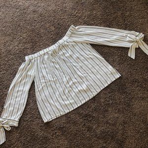 Forever 21 Off the shoulder top